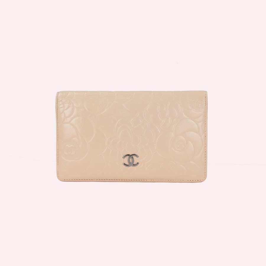 Vintage CHANEL | Chanel-Pink Embossed Lambskin Leather Wallet