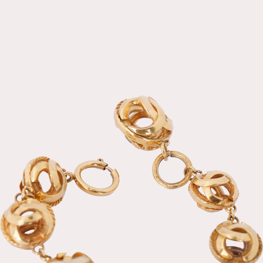 Vintage CHANEL | Chanel-Gold Bracelet