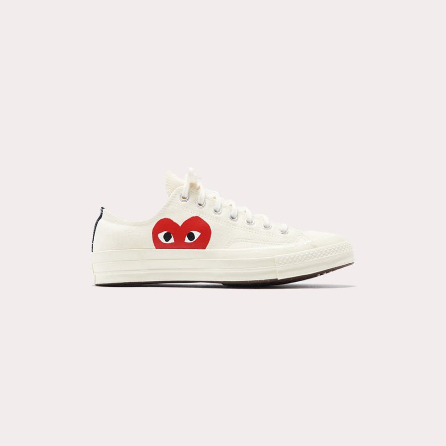 Shoes PLAY COMME DES GARCONS | Comme Des Garcons Play X Converse-Heart-And-Eyes Low Top Chuck 70 Sneakers