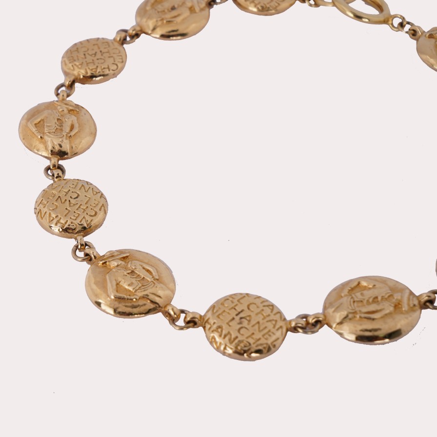 Vintage CHANEL | Chanel-Gold Plated Necklace